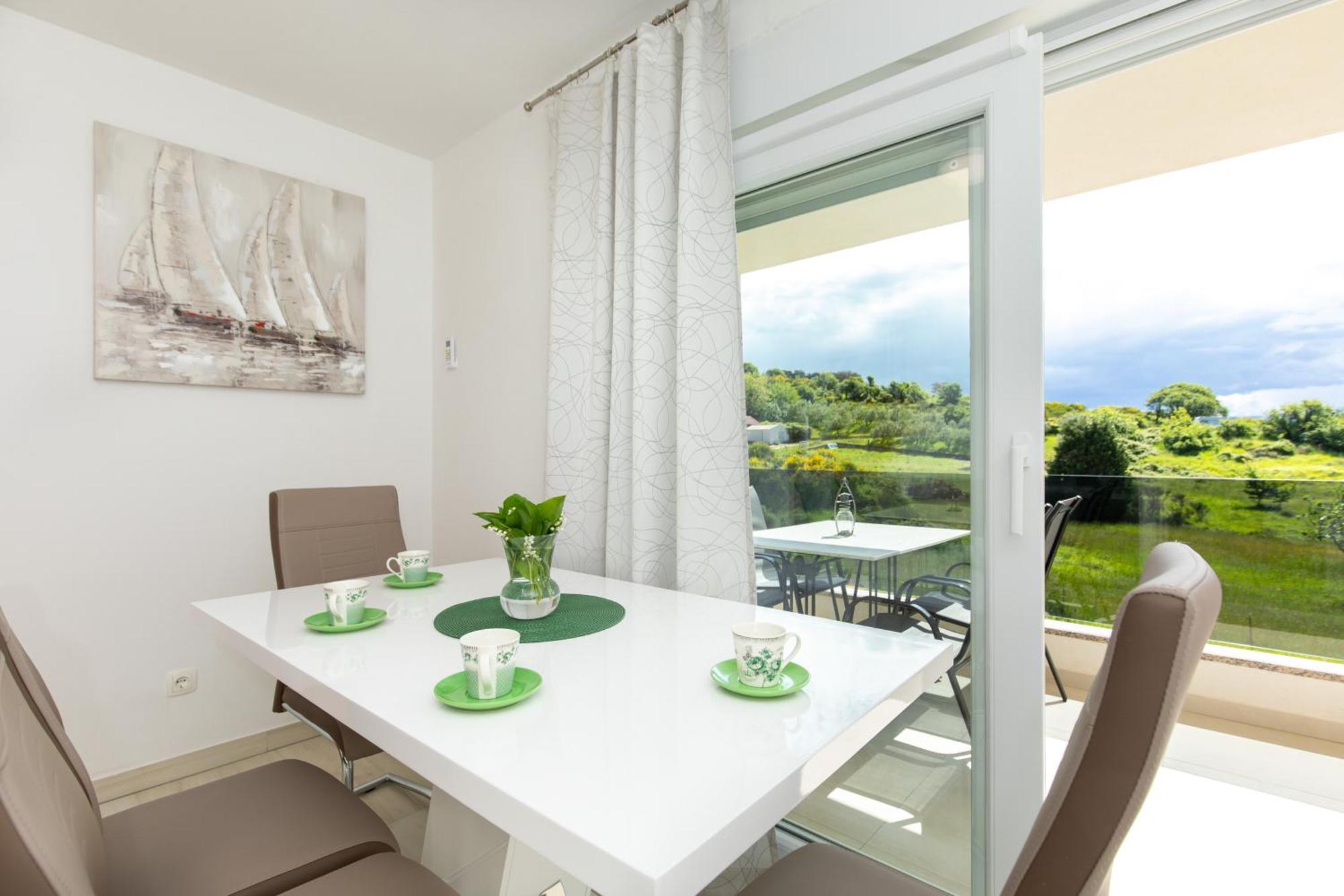 Apartments Augustinovic Baska  Room photo